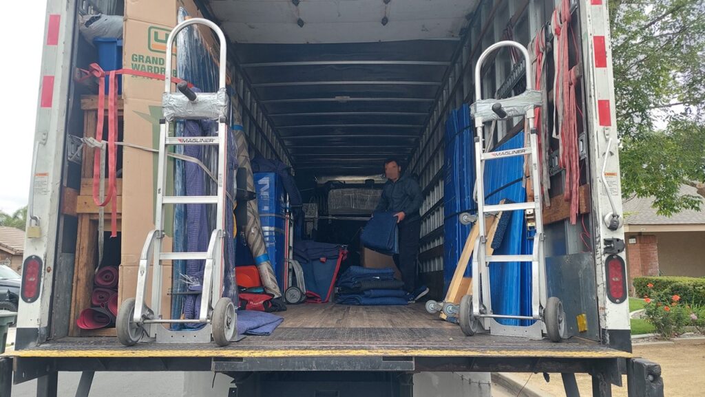 从美国西岸洛杉矶蒙特利公园市Monterey Park长途搬家到东岸纽约法拉盛Flushing：林先生的美国东西岸跨州搬家价格费用及经验分享-168 moving company